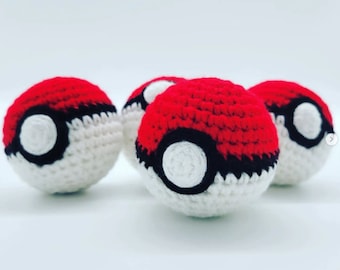 Pokéball Amigurumi plush toy