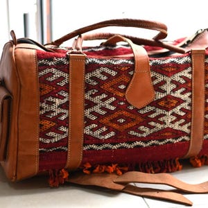 Moroccan bag,Vintage Kilim Duffle - leather duffle,Thermale Weekender Travel Bag,Kilim Travel Bag,vintage carpet