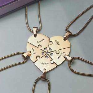 Penta Heart Puzzle Necklace Set – Custom engraved 5 Interlocking Name Pendants – Personalised Family or Friendship Keepsake