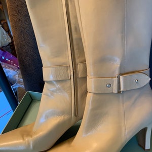 Gianni Bini Soft Yellow Boots Vintage New Never Worn Size 9