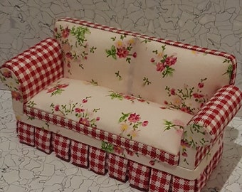 Floral Miniature Couch 1:12 Scale