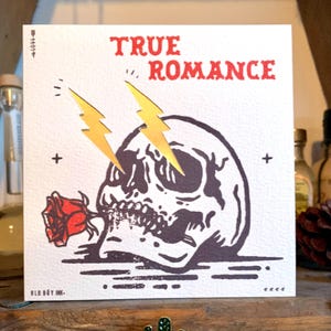 Handgemaakte True Romance verjaardags-/wenskaart - gebroken wit en goud
