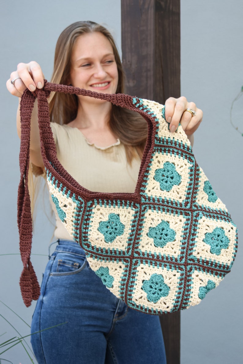 CROCHET PATTERN Crochet Modern Granny Square Market Tote Bag image 4