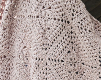 Crochet Pattern for a Modern Granny Square