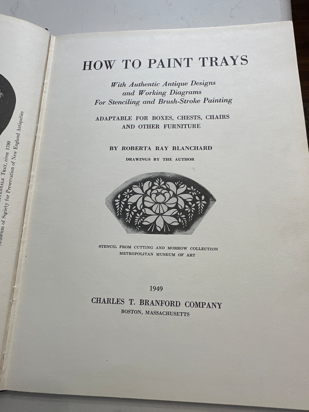 How to Paint Trays 1949 Hardcover Book by Roberta Ray Blanchard Stencil