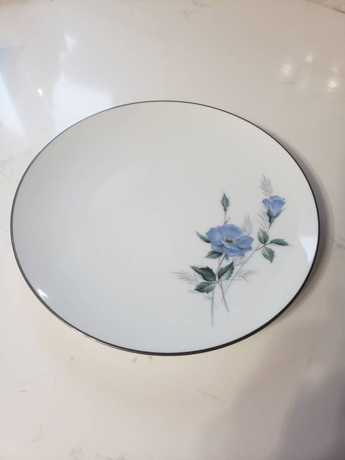 8 Noritake Sylvia Blue Rose Set of 8 Luncheon Salad Plates Measure 8 1/ ...