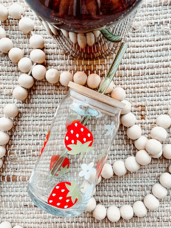 Strawberry Iced Coffee Glass | Retro Daisy Cup | Strawberries | Gift for Her | Floral Coffee Glass | Aesthetic | Fruit Flower | Cottage Core