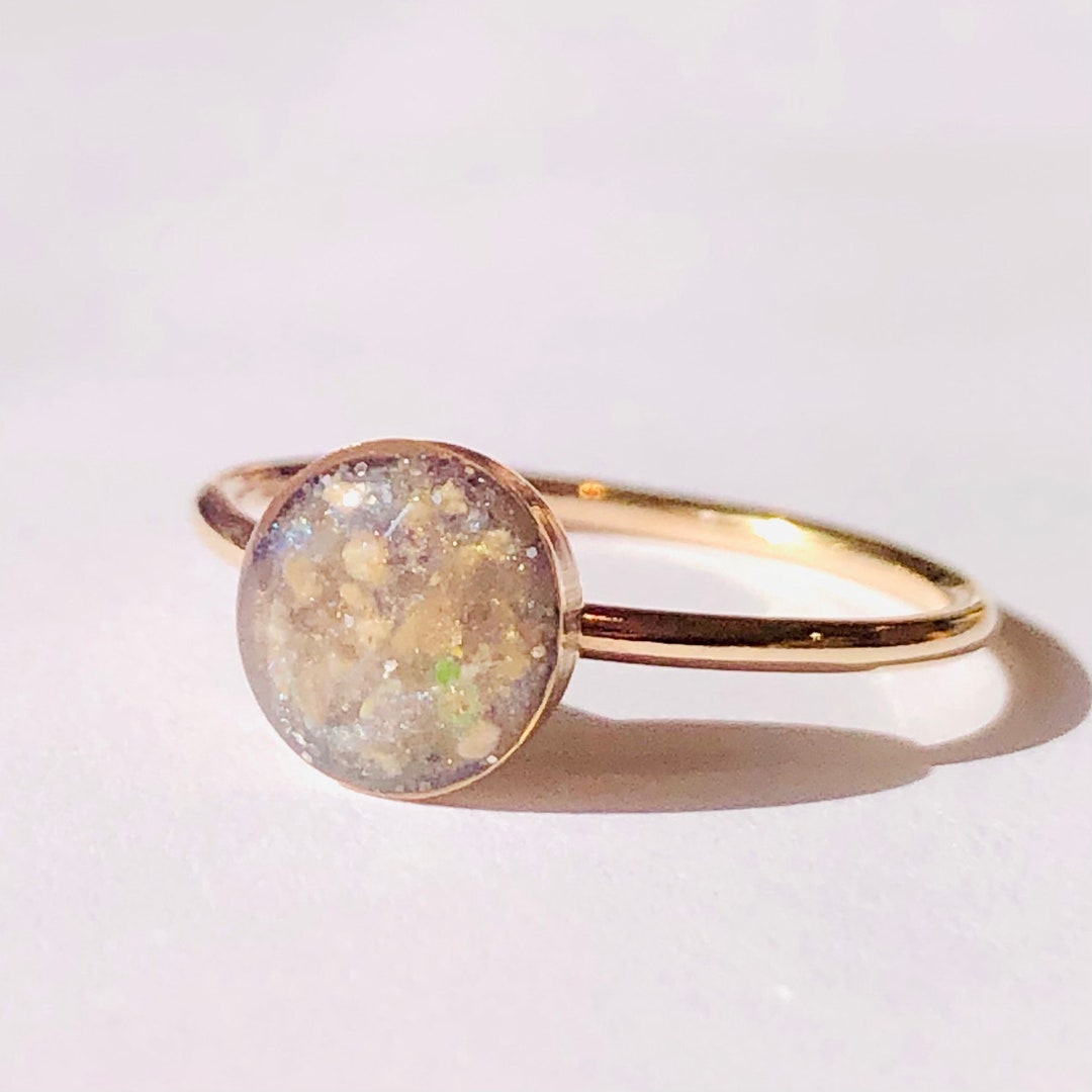 Gold Ashes Ring, 10k Solid Gold Memorial Ring, Cremation Ring ...
