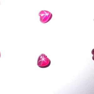 Lab-Created Star Ruby Heart Cabochon, 6-Rayed Transparent Gemstone 4mm (1-10Pcs)