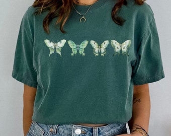 Luna Moth t-Shirt, Moon Moth Shirt, Green Moth Top, Comfort Colors Oversized Boho Luna Fairycore Tee, Luna Butterfly Moth Mystical Shirt