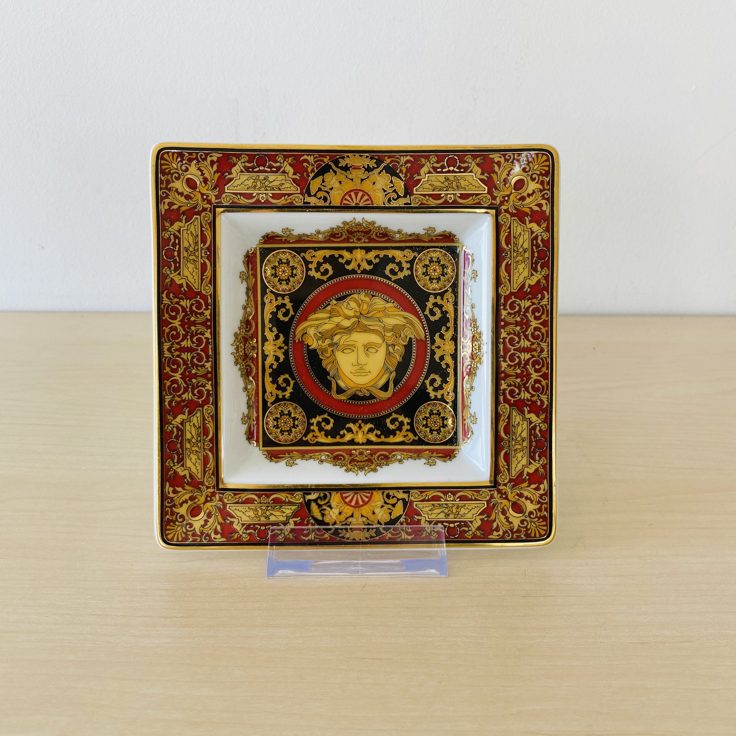 Versace by Rosenthal, Medusa Red, Black, Yellow Plate/bowl, 13 Cm