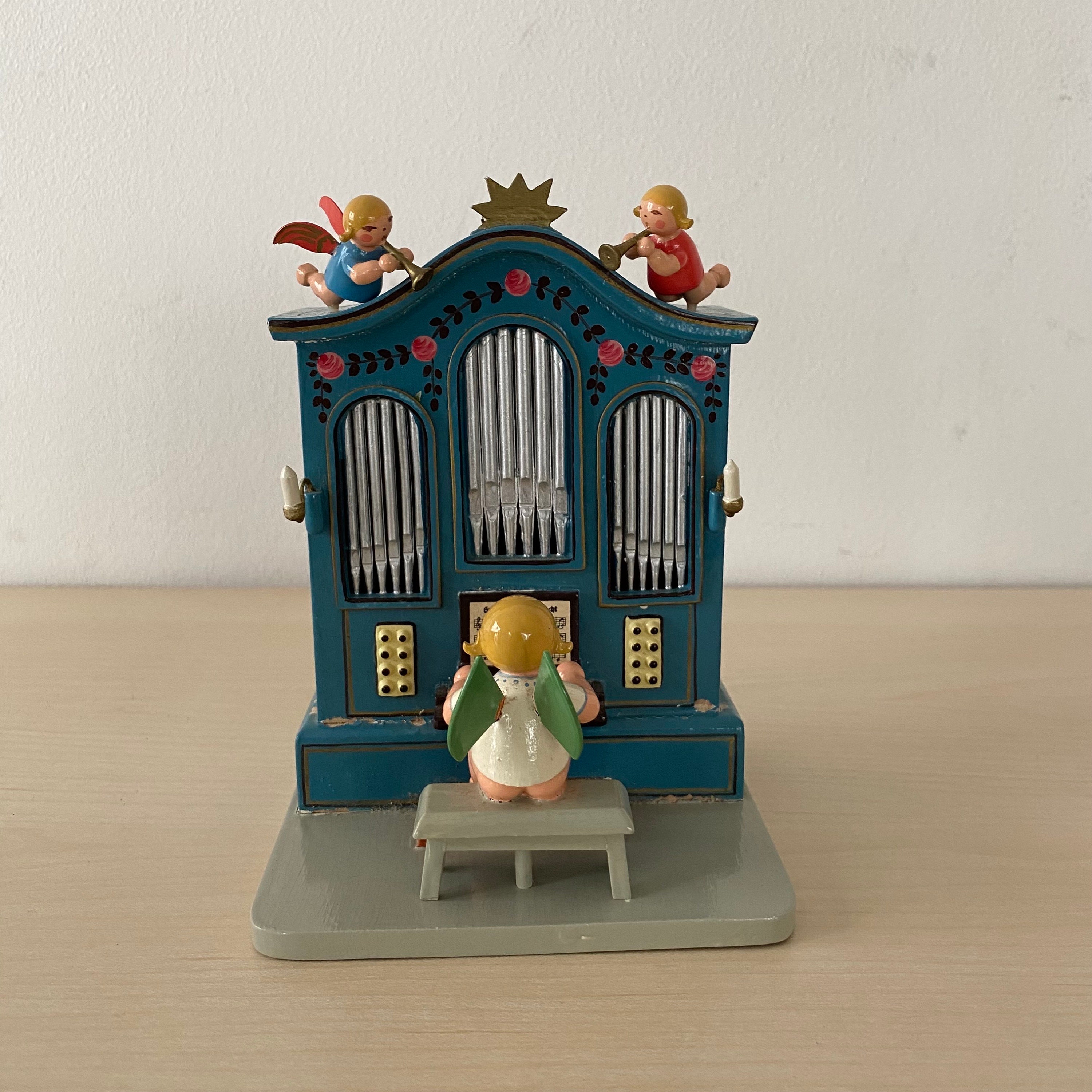 Angel With Organ, Music Box, Wendt & Kühn, Erzgebirge, 1970s