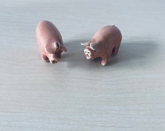 Deux petits cochons décoratifs en céramique, mini cochons