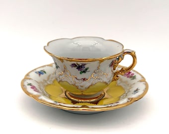 Elegant Meissen espresso cup, B-shape, yellow