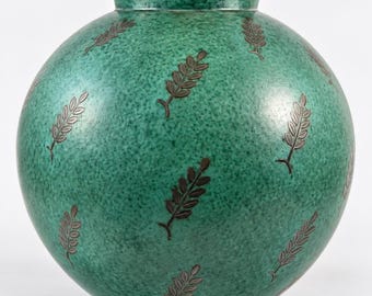 Wazon Gustavsberg Argenta – Wilhelm Kåge, ręcznie toczona ceramika ze srebrną dekoracją, 24 cm