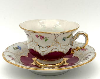 Elegant Meissen espresso cup, B-shape, wine red
