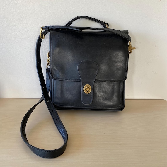 Vintage Coach Black Leather Crossbody Bag – Brass Turn-lock