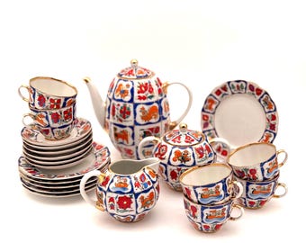 Colorful Lomonosov coffee service for special moments of enjoyment