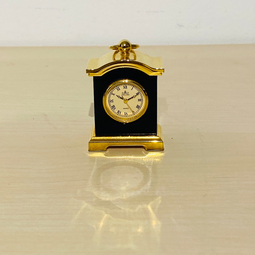 Meister Anker Miniature Clock With Ring Eyelet, Blue-mottled Metal