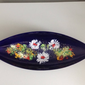 Large vintage enamelled light-footed bowl / plate / centerpiece / trinket tray white blue by Fischland DDR GDR MCM