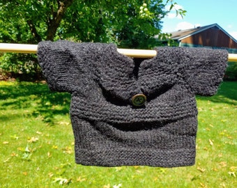 Chunky black short-sleeve baby sweater