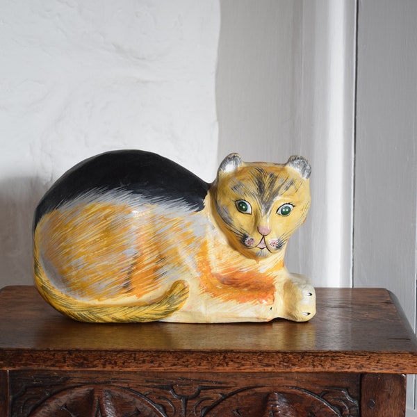 Grand chat en papier mâché vintage, fait à la main, chat modèle peint à la main, bel animal grandeur nature à collectionner pour les amoureux des chats, chats décoratifs