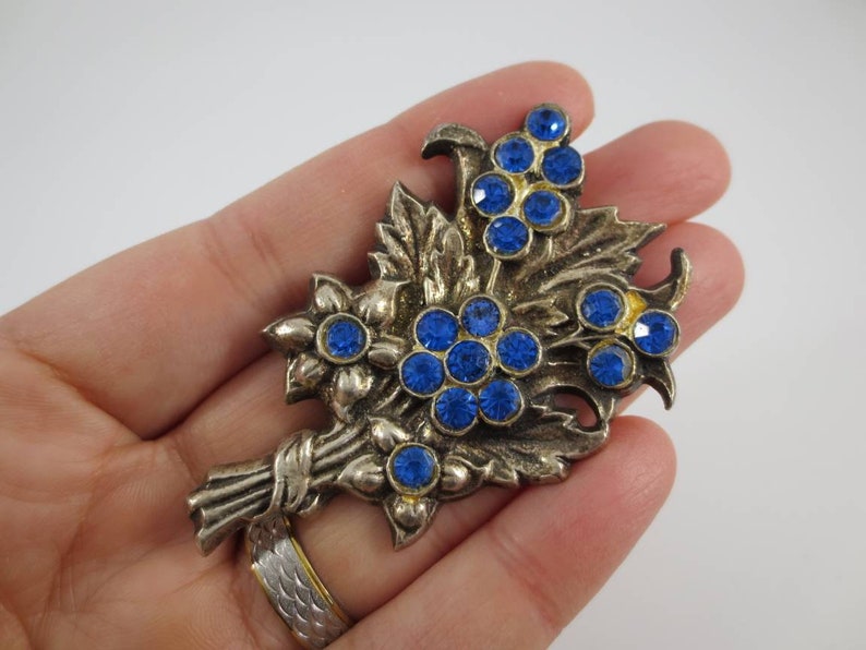 Large Silver Brooch Pin Blue Crystal Chatons Rhinestone Flowers Posy Sheaf Old Heavy Solid Silver 26.6 Grams Fine Jewellery Jewelry Gift