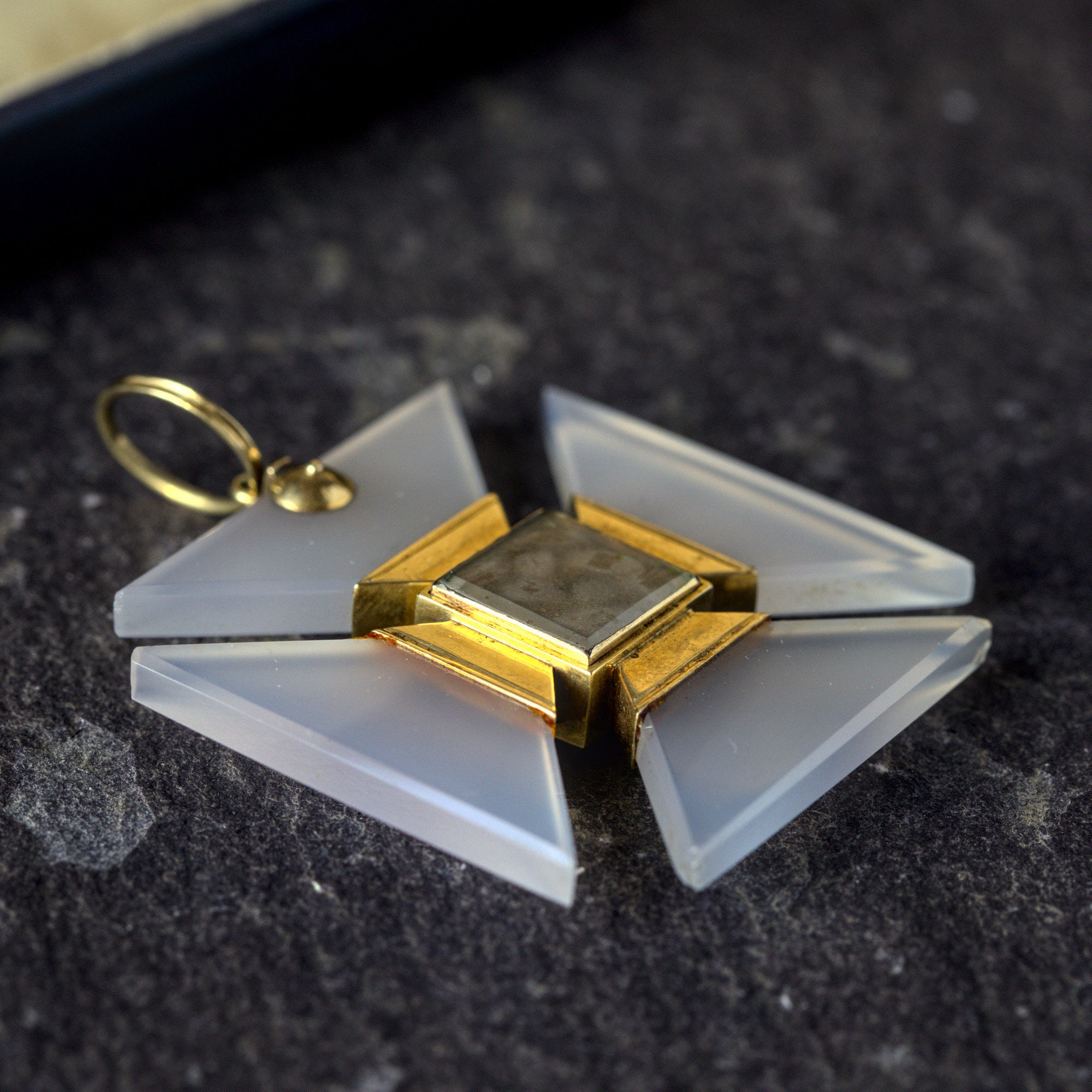Antique Early Victorian English Gold Natural Chalcedony Maltese Cross ...