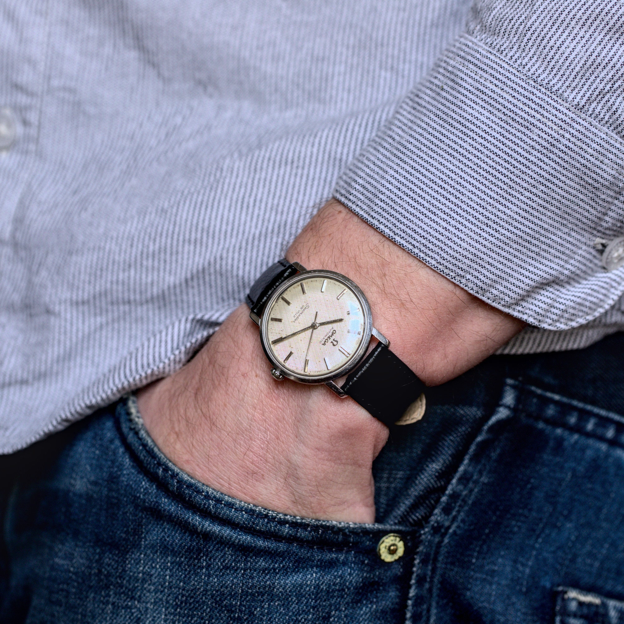 Genuine Vintage Swiss Omega Seamaster Deville Automatic Genuine Vintage Swiss Omega Seamaster Deville Automatic