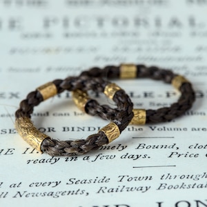Zeldzame antieke Victoriaanse Engelse 9K gouden haarband sentimentele verlovingsringen