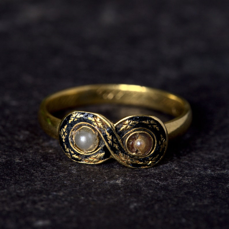 Unique Antique English 22K Gold Band Ring w/High Political Provenance 1767 image 4