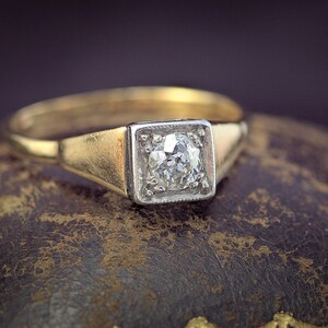 Antique English Genuine Art Deco 18K Gold Platinum Diamond Solitaire Ring c1920