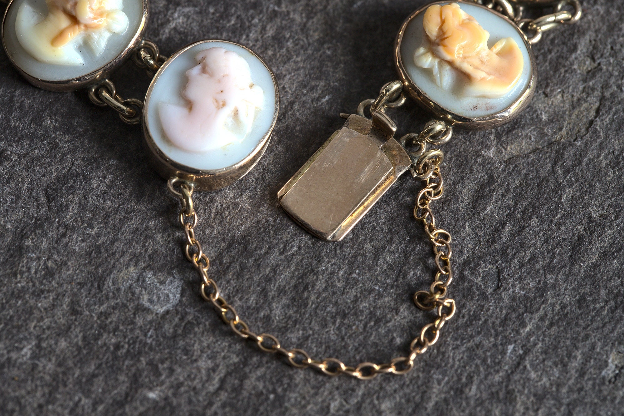 アンティーク ビクトリア朝 14K ゴールド シェル カメオ アンティーク ビクトリア朝 14K ゴールド シェル カメオ