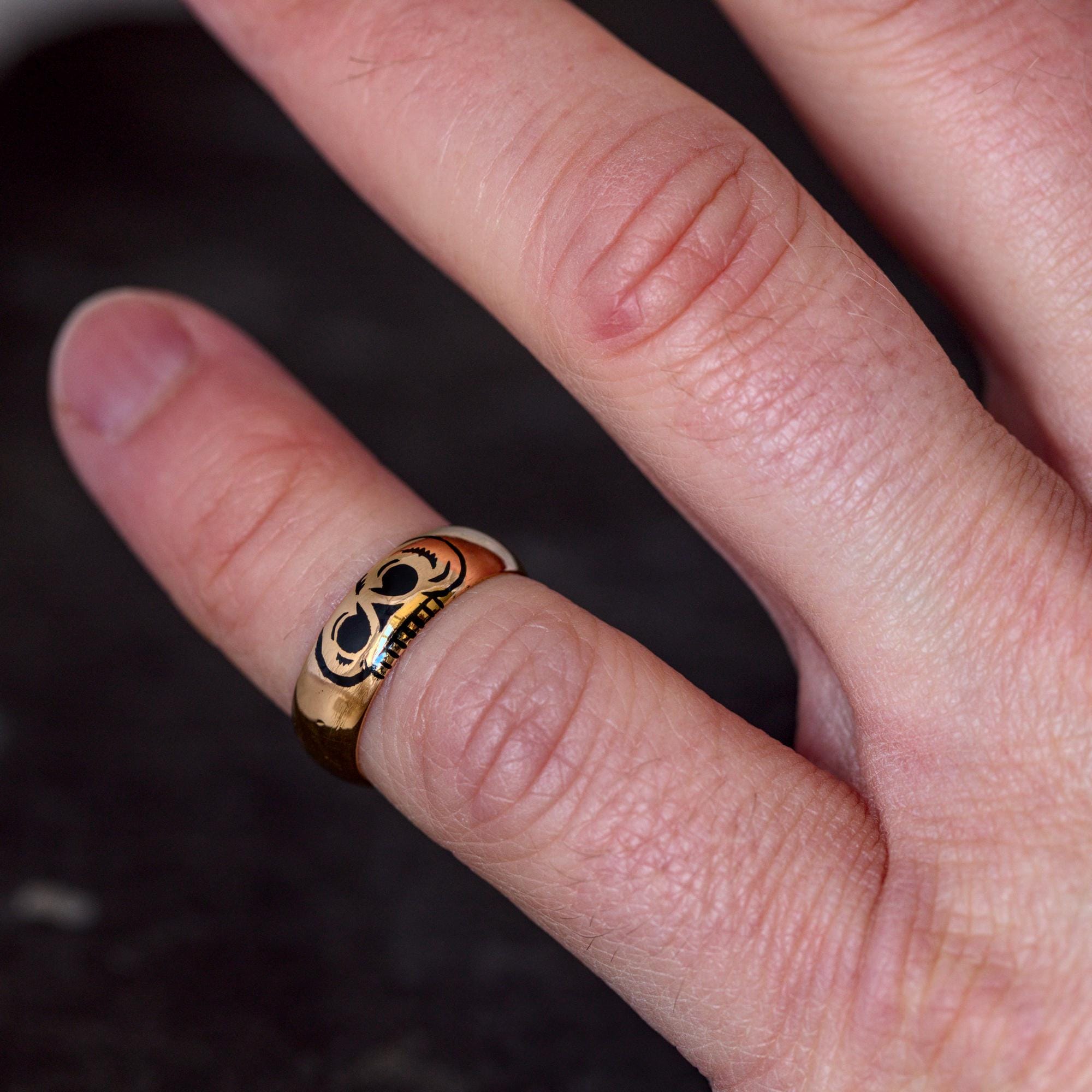 Antique English Art Deco 22K Gold Memento Mori Band Ring
