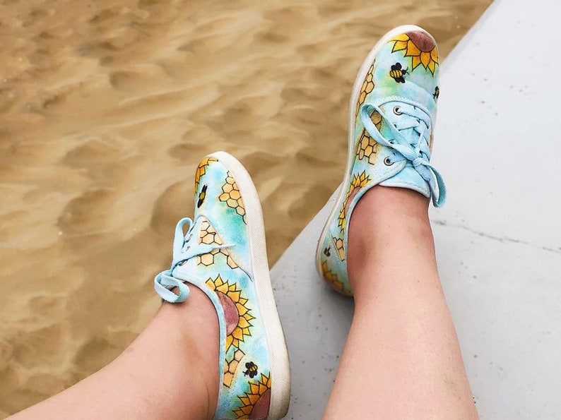 Women/'s Custom Shoes Toddler/'s Custom Shoes Custom Sneakers Sunflower and Bee Custom Shoes Sunflower Shoes Summer Shoes