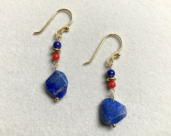Pendientes Lapis Lazuli, Pendientes de Coral Rojo, Ganchos de Pescado rellenode oro de 18K, Pendientes hipoalergénicos, Regalo para ella
