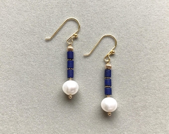Pendientes de perlas naturales de agua dulce, pendientes de lapislázuli, anzuelos rellenos de oro de 18 quilates, pendientes hipoalergénicos, regalo para ella