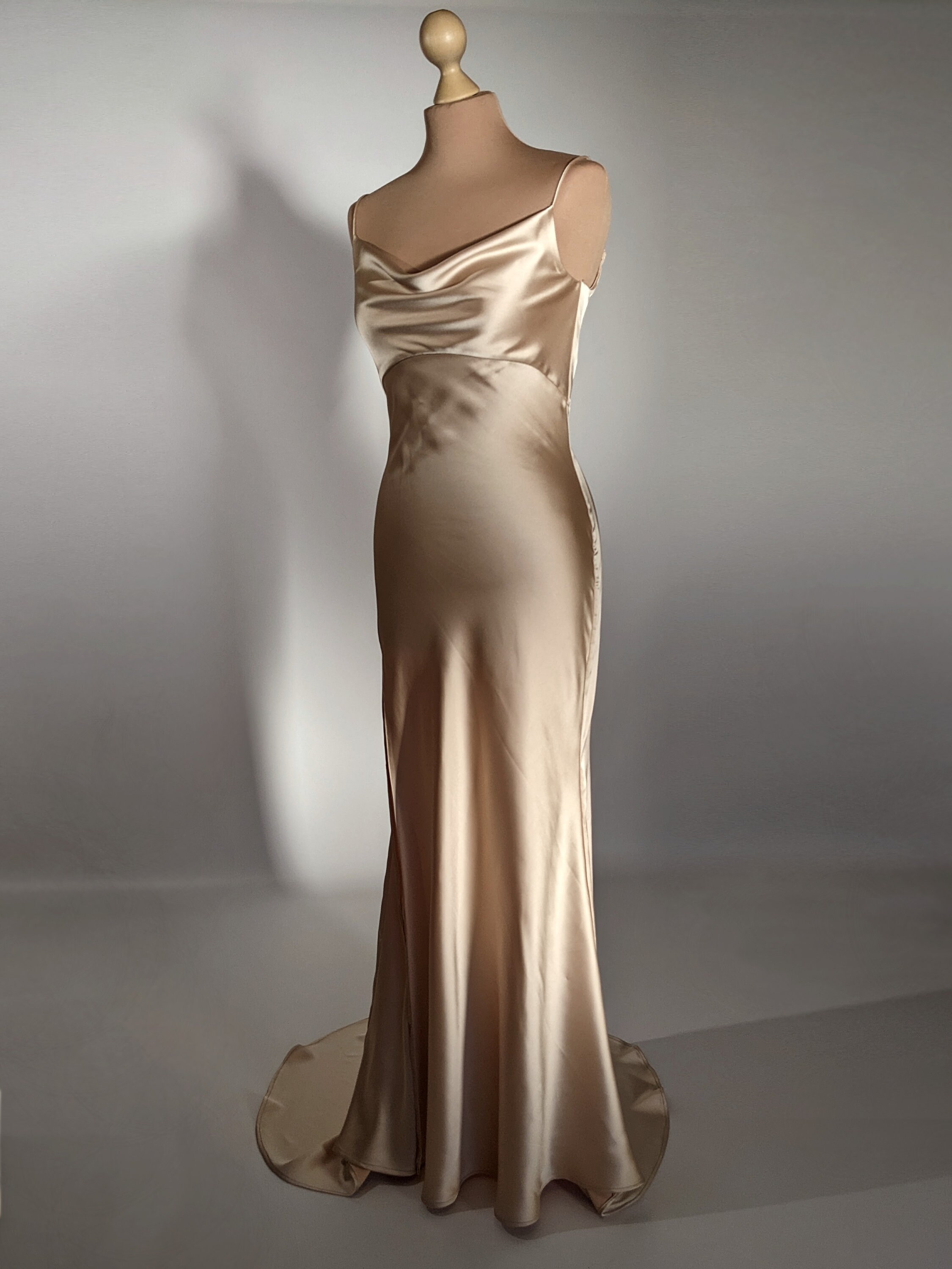 【SCULPTOR】Unbalance Cowl Satin Dress Pale Beige il_fullxfull.4988593081_tpbb.jpg