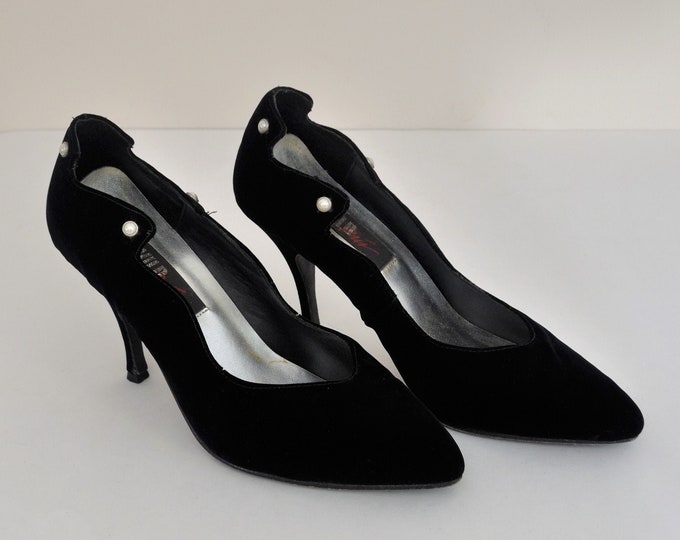 Vintage Velvet Pumps / 80s 90s Black White Pearl Pointed Toe High Heel ...