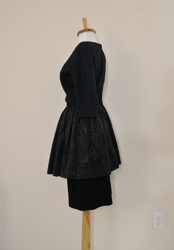 50s Black Dress / Vintage 1950s Wool Moire Peplum… - image 4