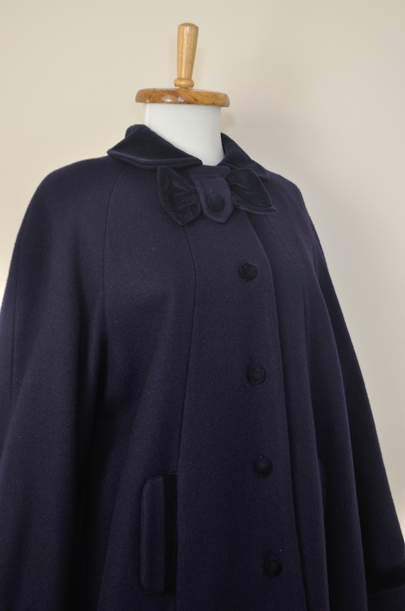 Vintage Navy Velvet Winter Coat / Small Medium Wo… - image 9