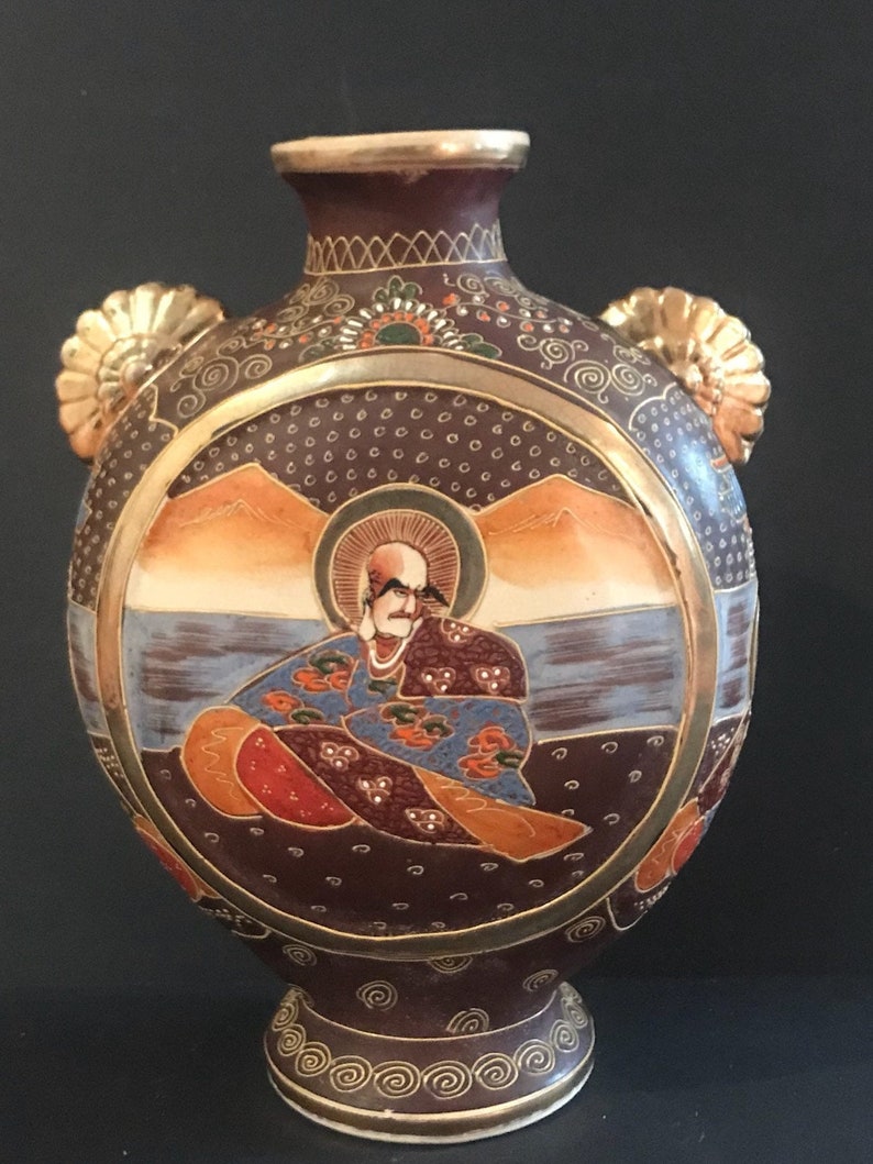 Antique Japanese Satsuma Moriage Urn Vase image 1