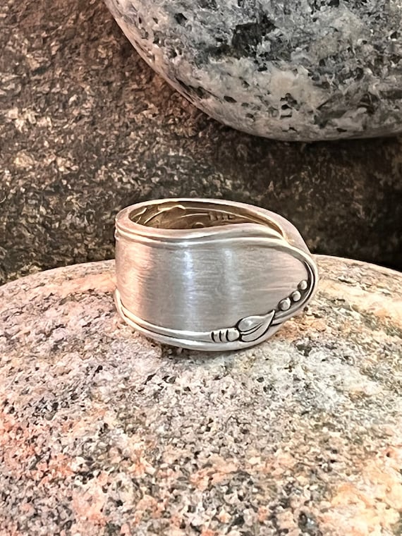 Size 6 1/2 Vintage Silverware Spoon Ring - Etsy