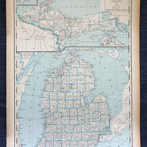 Michigan Map or Minnesota Map -  Large Map - 1941 New International Atlas of the World - Vintage