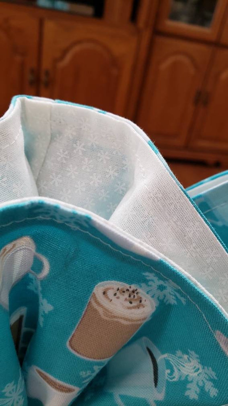 Christmas Gift Bags Set of 2 Gift Bags, Reusable Gift Bags Eco-Friendly Gift Bags Fabric Gift Bags Pretty Gift Bags