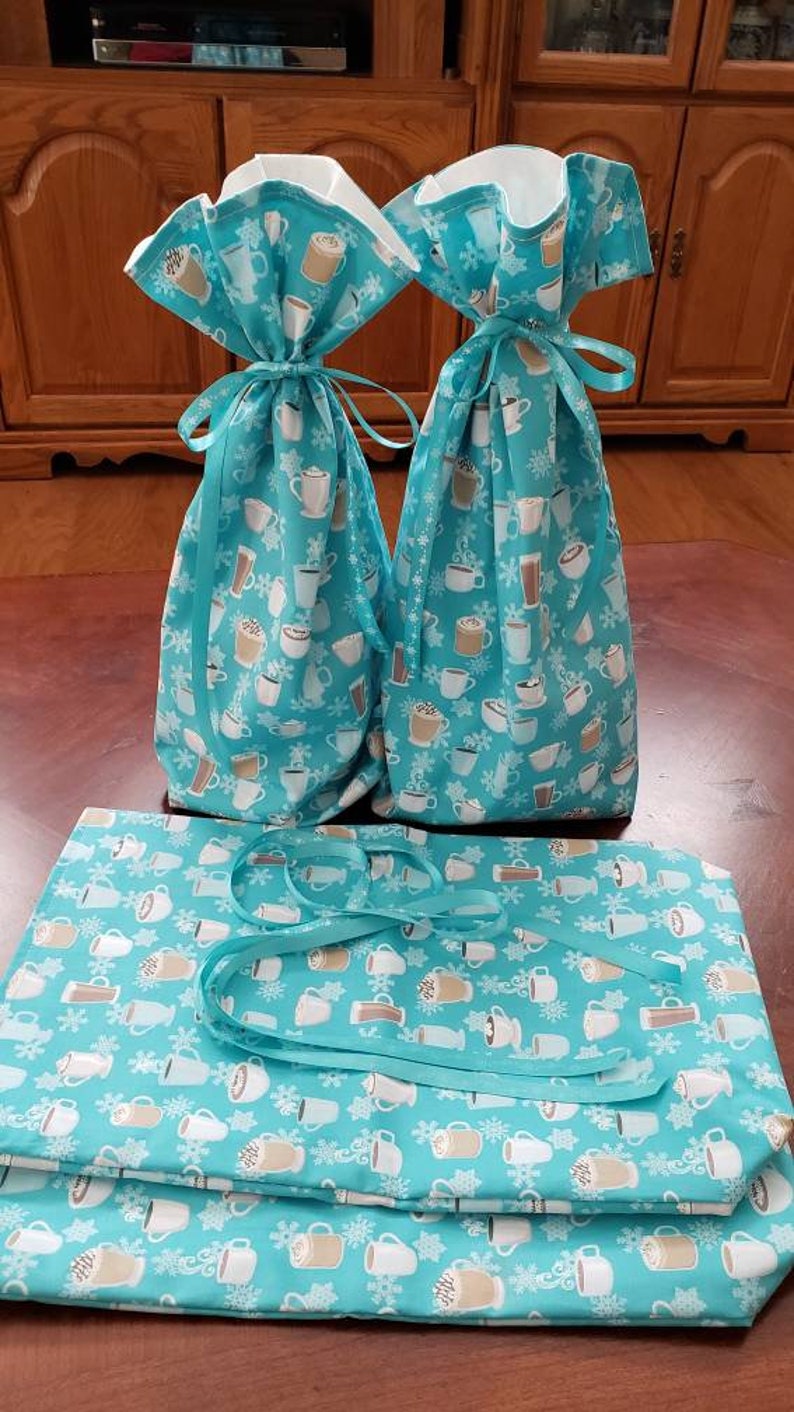 Christmas Gift Bags Set of 2 Gift Bags, Reusable Gift Bags Eco-Friendly Gift Bags Fabric Gift Bags Pretty Gift Bags