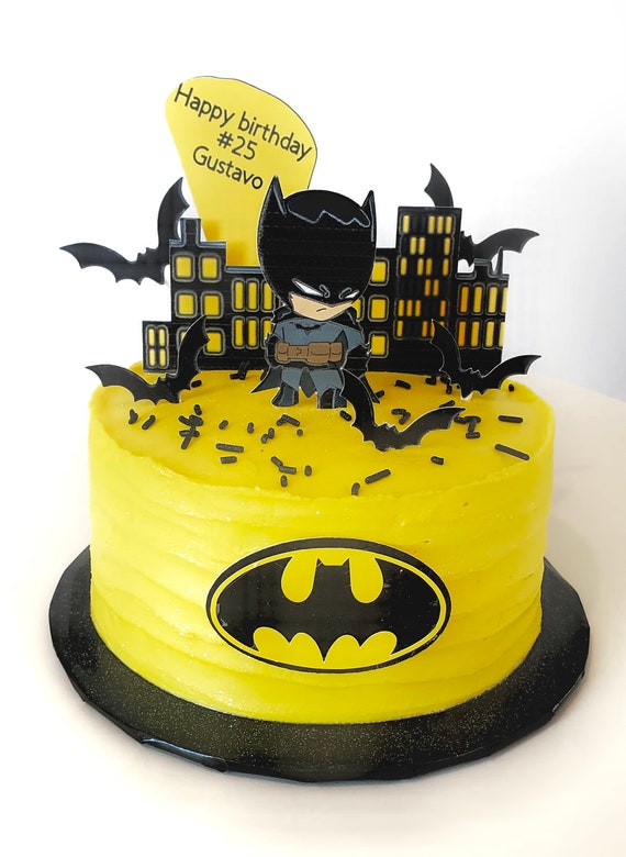 Top 59+ imagen batman cake Abzlocal.mx