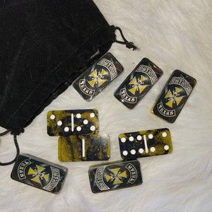 Personalized Dominoes family photos custom domino sets, custom handmade domino sets