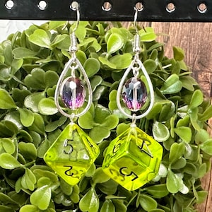 Dice Earrings | Dice Jewelry | Dnd Earrings | D20 Earrings | Nerd Jewelry | Dungeons and Dragons | Gamer Jewelry | D6 and D8 Dice Earring