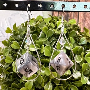 Dice Earrings | Dice Jewelry | Dnd Earrings | D20 Earrings | Nerd Jewelry | Dungeons and Dragons | Gamer Jewelry | D6 and D8 Dice Earring